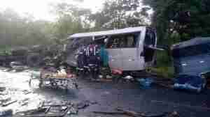 Colisão entre cinco veículos deixou outros 39 feridos neste sábado | Foto: Samu Macro Norte / Facebook / Divulgação / CP