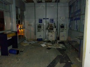 Criminosos explodiram  um caixa eletrônico / Foto: Brigada Militar / Divulgação